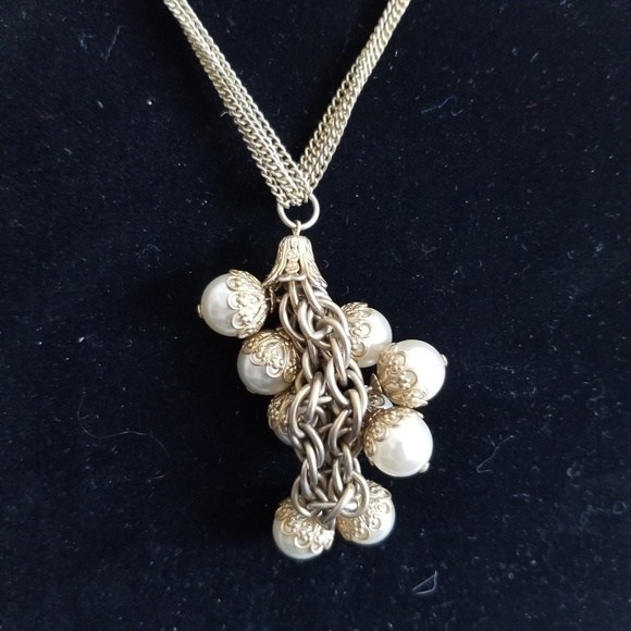 Gold Tone 4 Chain Faux Pearl Cluster Necklace 22" - Picture 4 of 5